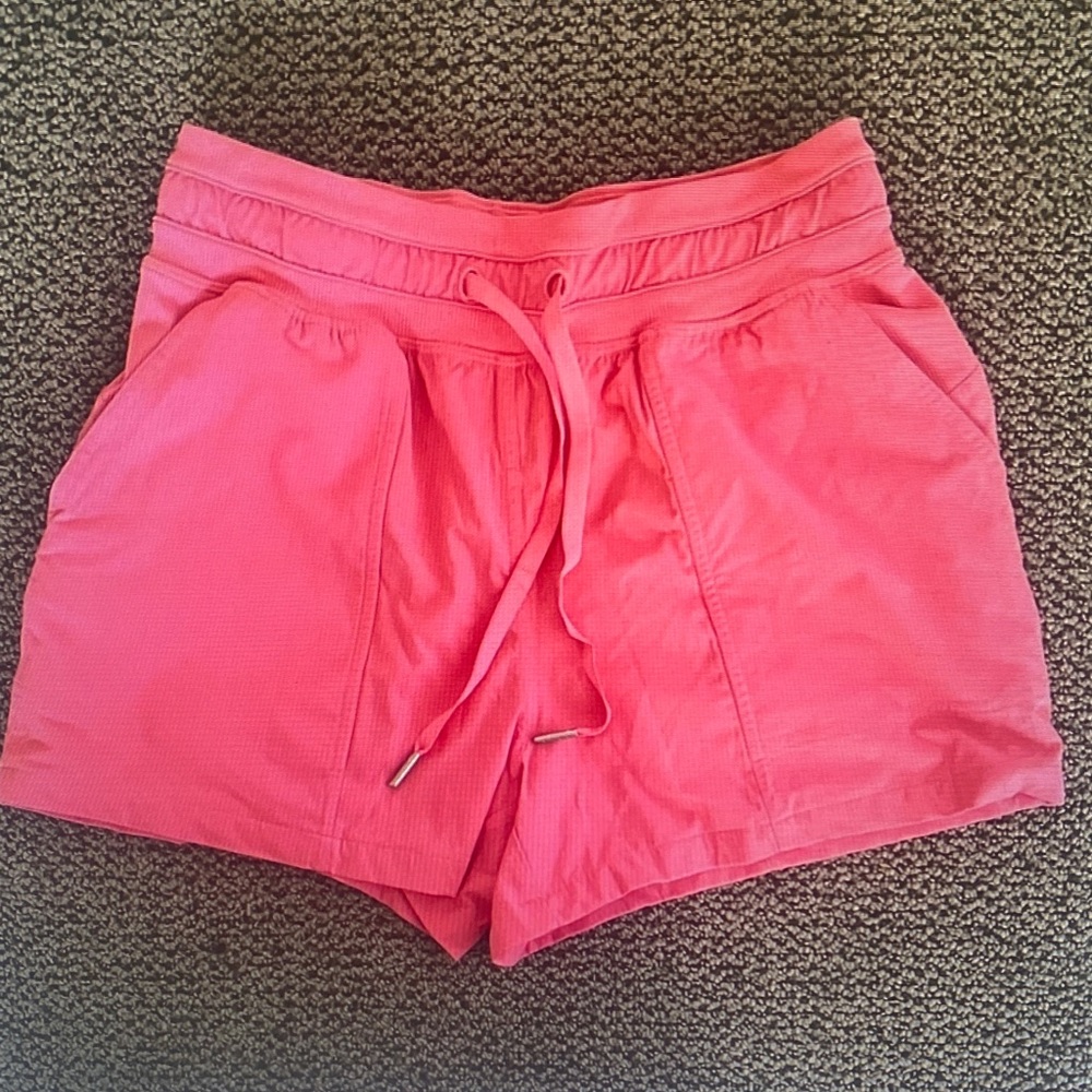 lululemon athletica Women's Pink Drawstring Athletic Shorts